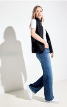 Load image into Gallery viewer, 321307 - Structured Vest - Cecil