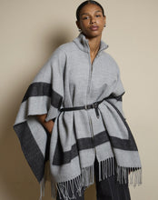 Load image into Gallery viewer, Grey Plaid Poncho with Zipper - Surkana