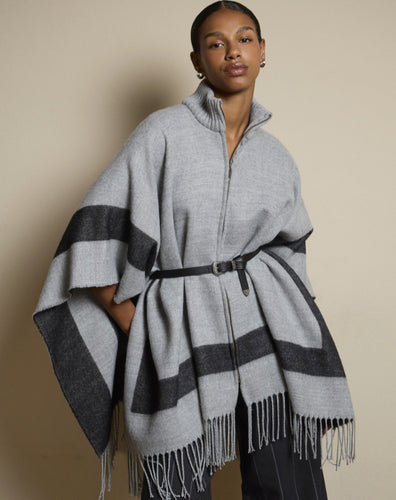 Grey Plaid Poncho with Zipper - Surkana