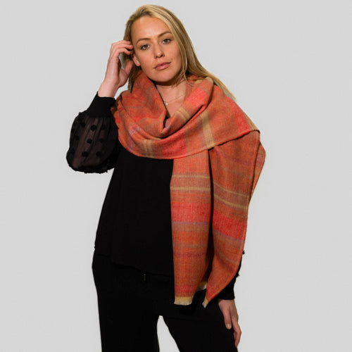 1049518 - Muted Red Stripe Wrap  - Zelly