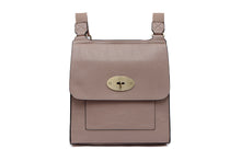 Load image into Gallery viewer, 21601- Crossbody Bag