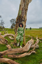 Load image into Gallery viewer, 89596 - Green &amp; Cream Print Coat - Noen
