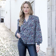 Load image into Gallery viewer, Lightweight Printed Relaxed Fit Blouse - Marble