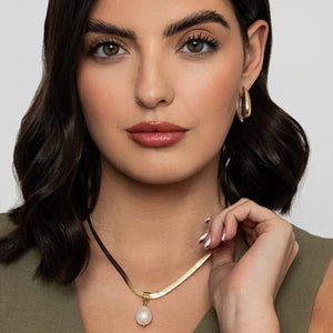 T376NCB - Alia Silver Faux Pearl Necklace - Knight & Day