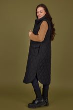 Load image into Gallery viewer, Long Sleeveless Jacket - Normann
