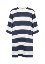 Load image into Gallery viewer, Over-Sized Stripped T-Shirt - SoyaConcept