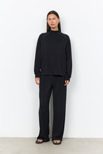 Load image into Gallery viewer, Black Soft Crewneck - Soya Concept