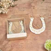 Load image into Gallery viewer, Ceramic Horse Shoe Hanger