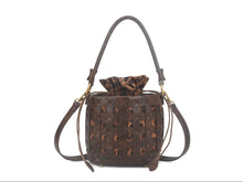 Load image into Gallery viewer, Crossbody Basket Handbag