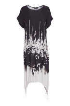 Load image into Gallery viewer, Border Print round neck dress - Ora