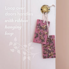 Load image into Gallery viewer, William Morris Scented Wax Tablets- Lavender &amp; Rice Flowers