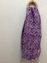 Load image into Gallery viewer, Lilac Print Scarf - Zelly