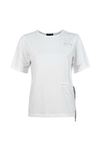 Load image into Gallery viewer, Off White Tshirt with Gather Detail- Soquesto