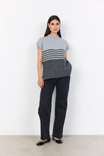 Load image into Gallery viewer, Sleeveless Knit - SoyaConcept