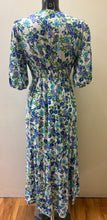 Load image into Gallery viewer, P6185 - Floral Print V-neck Dress - Milo’s Paris
