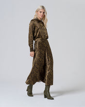 Load image into Gallery viewer, Animal Print MIDI Skirt - Surkana