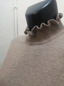 6258 - Beige Pullover - Sunday