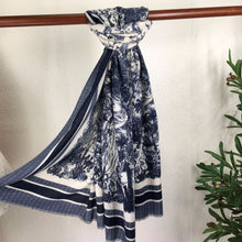 Load image into Gallery viewer, Floral Print Scarf