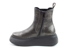 Load image into Gallery viewer, Nera Pewter Boot - Heavenly Feet
