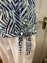 Load image into Gallery viewer, Blue Pattern T-shirt - Brandtex
