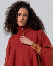 Load image into Gallery viewer, Plaid Poncho with Zipper - Surkana