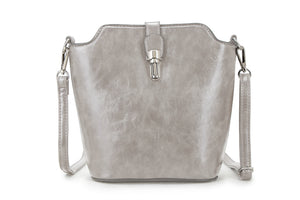 9739- Clasp Bag