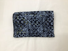 Load image into Gallery viewer, Black Print Scarf - Zelly