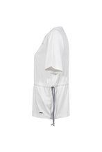 Load image into Gallery viewer, Off White Tshirt with Gather Detail- Soquesto