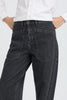 Barrel Jeans - B. Young