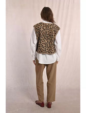 Load image into Gallery viewer, Sleeveless Jacket - Molly Bracken