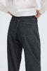 Barrel Jeans - B. Young
