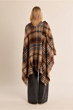 Load image into Gallery viewer, Ladies Woven Poncho Camel - Molly Bracken