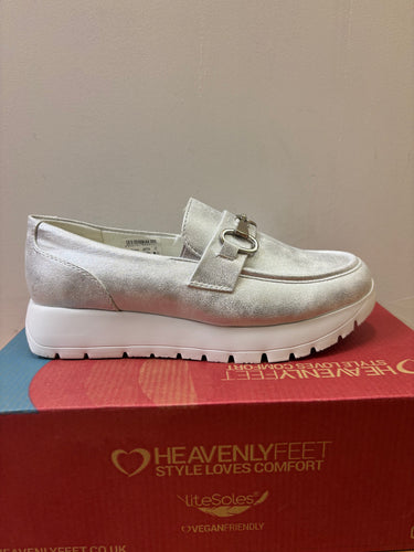 Foxy Shimmer Loafers - Silver - Heavenly Feet