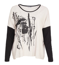 Load image into Gallery viewer, 24277- Placement print top with contrast sleeve- Naya