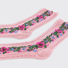 Load image into Gallery viewer, 04880 - Floral Garland Socks - Mauve- Millie Mae