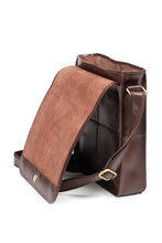 Load image into Gallery viewer, Tk10648-Brown Leather Messenger Bag- Tinnakeenly