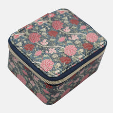 Load image into Gallery viewer, Trinket Box - William Morris Cray