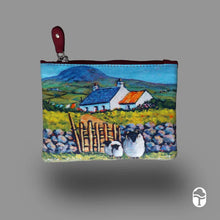 Load image into Gallery viewer, Zip Purse with Image - Tinnakeenly