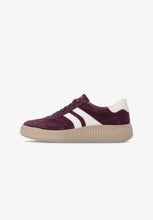 Load image into Gallery viewer, Wine Wide Fit Suede Trainer - Remonte