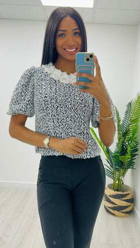 23210 - Sequence Blouse - Black - Kyla