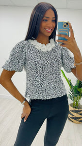 23210 - Sequence Blouse - Black - Kyla