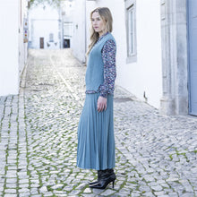 Load image into Gallery viewer, Knitted A-Line Pleated Midi Skirt With Elasticated Waistband Blue - Marble