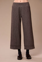 Load image into Gallery viewer, Brown Houndstooth Trousers - Peruzzi