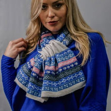 Load image into Gallery viewer, 1044302- Pull Though Scarf Nordic Blue - Zelly