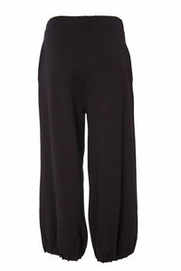 25153 - Wide Leg Trouser with Tuck Hem Detail - Black - Naya