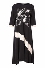 Load image into Gallery viewer, 25130 - Abstract Print Dress - Ora