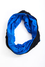 Load image into Gallery viewer, 24156- 2 tone ruched Snood- Black/Blue- Ora