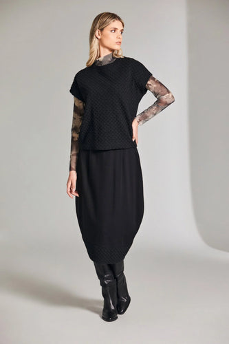 W24198- Raised Jacquard Short Sleeve Top- Black- Peruzzi