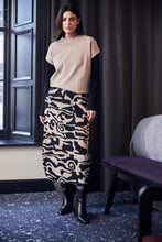 Load image into Gallery viewer, W24202- Elasticated Waist Print Skirt-Sand/Black- Peruzzi