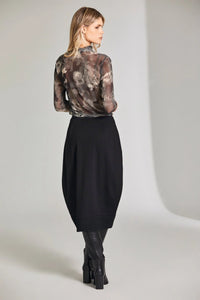 W24206- High Neck Mesh Print Top- Black/Sand- Peruzzi